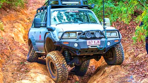 Navigating the Terrain: Can You Drive a 4×4 Without CV Axles?